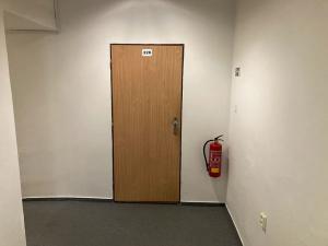 Pronájem obchodního prostoru, Brno, Valchařská, 42 m2