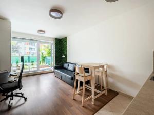 Pronájem bytu 1+kk, Praha - Zličín, Míšovická, 53 m2