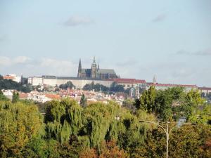 Pronájem bytu 3+1, Praha, Podolská, 115 m2