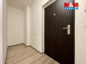 Pronájem bytu 1+kk, Praha - Vysočany, Svatošových, 32 m2
