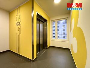 Pronájem bytu 1+kk, Praha - Vysočany, Svatošových, 32 m2