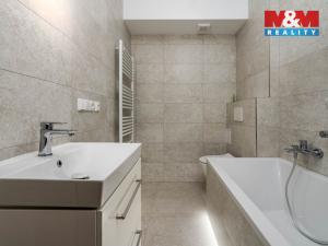 Prodej bytu 2+kk, Třebechovice pod Orebem, Masarykovo náměstí, 57 m2