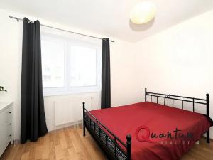 Pronájem bytu 2+kk, Praha - Holešovice, V háji, 58 m2