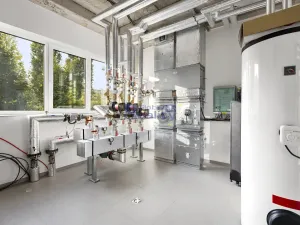 Prodej výrobních prostor, Hradec Králové, Jana Krušinky, 2133 m2