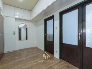 Pronájem bytu 3+kk, Praha - Bubeneč, Lotyšská, 77 m2