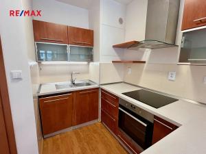 Pronájem bytu 2+kk, Praha - Hostivař, Bratislavská, 45 m2