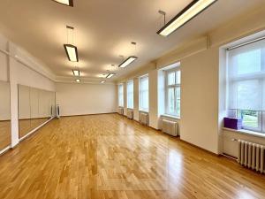 Pronájem kanceláře, Praha - Smíchov, Nádražní, 139 m2