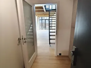 Pronájem bytu 3+kk, Praha - Vysočany, Kolbenova, 76 m2