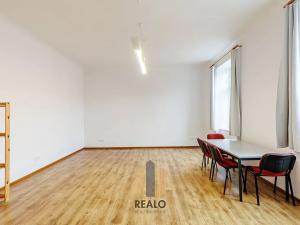 Pronájem bytu 2+1, Jihlava, Benešova, 79 m2