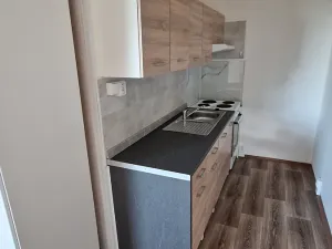 Pronájem bytu 1+kk, Teplice, Maršovská, 32 m2