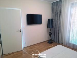 Pronájem bytu 2+kk, Praha - Hostavice, Vidlák, 58 m2