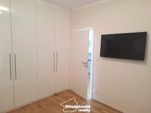 Pronájem bytu 2+kk, Praha - Hostavice, Vidlák, 58 m2