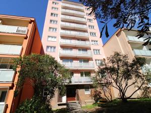 Prodej bytu 3+1, Karlovy Vary, Vítězná, 74 m2