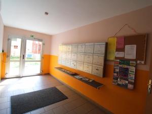 Prodej bytu 2+1, Karlovy Vary, Krymská, 54 m2
