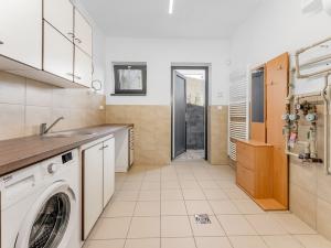 Prodej rodinného domu, Hodějice, 265 m2