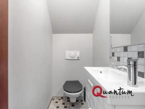 Prodej rodinného domu, Praha - Uhříněves, U Nadýmače, 279 m2
