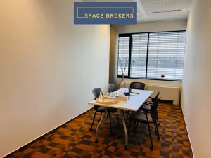 Pronájem kanceláře, Praha, Prosecká, 839 m2