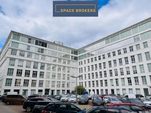 Pronájem kanceláře, Praha, Křižíkova, 550 m2