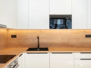 Pronájem bytu 2+kk, Praha, Muzikova, 47 m2