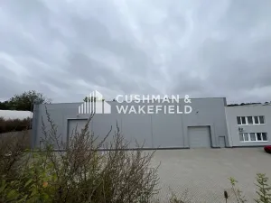 Prodej výrobních prostor, Ondřejov, Družstevní, 2500 m2