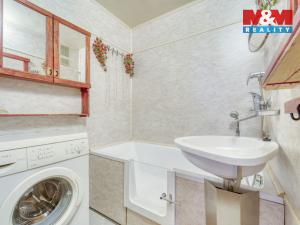 Prodej bytu 3+1, Praha - Smíchov, Churáňovská, 61 m2