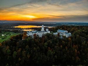 Prodej bytu 3+kk, Hluboká nad Vltavou, U Parku, 82 m2