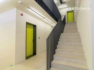 Pronájem bytu 4+kk, Praha - Veleslavín, Pod dvorem, 100 m2
