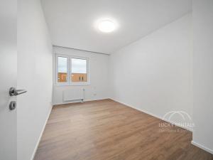 Pronájem bytu 1+kk, Praha - Chodov, Líbalova, 39 m2