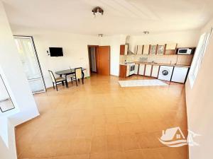 Prodej bytu 2+kk, Nesebar, Bulharsko, 70 m2