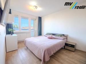 Prodej bytu 3+kk, Milovice, Višňová, 65 m2