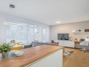 Pronájem bytu 3+kk, Praha - Prosek, Litoměřická, 78 m2