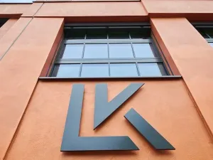 Pronájem bytu 3+kk, Praha - Vysočany, Kolbenova, 97 m2