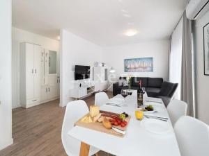 Prodej bytu 2+kk, Trogir, Chorvatsko, 63 m2