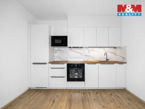 Pronájem bytu 2+kk, Plzeň, Safírová, 66 m2