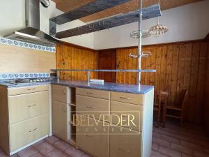 Pronájem bytu 3+1, Teplice, Pod Doubravkou, 130 m2