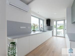 Prodej bytu 4+kk, Nebovidy, 101 m2