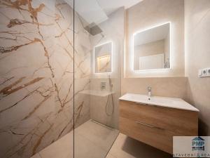 Prodej bytu 4+kk, Nebovidy, 101 m2