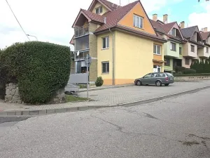 Prodej bytu 2+kk, Moravany, Sadová, 54 m2