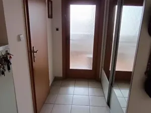 Prodej bytu 2+kk, Moravany, Sadová, 54 m2