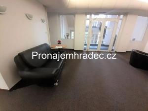 Pronájem kanceláře, Hradec Králové, Československé armády, 24 m2
