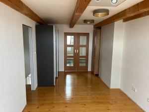 Pronájem bytu 3+1, Praha - Břevnov, Hošťálkova, 125 m2