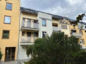 Pronájem bytu 3+1, Praha - Břevnov, Hošťálkova, 125 m2