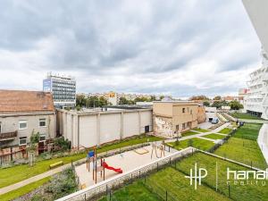 Pronájem bytu 1+kk, Brno, Komárovská, 38 m2