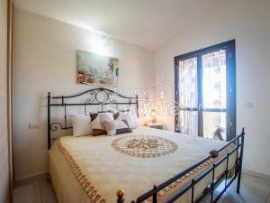 Prodej bytu 1+1, Viddalba, Sardinie, Itálie, 51 m2