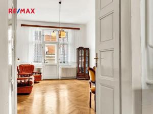 Prodej bytu 3+1, Praha - Bubeneč, Terronská, 95 m2