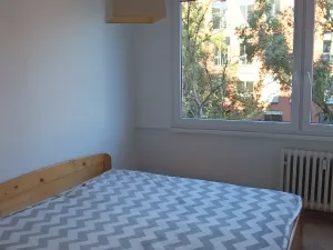 Pronájem bytu 3+1, Praha - Karlín, Molákova, 67 m2