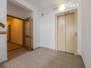 Prodej bytu 2+kk, Praha - Troja, Vřesová, 52 m2