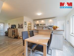 Prodej rodinného domu, Plesná, Kostelní, 180 m2