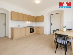 Prodej rodinného domu, Paskov, Komenského nábřeží, 200 m2