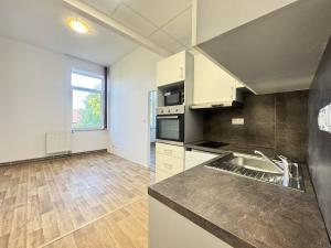 Pronájem bytu 2+kk, Staré Hradiště, U Pošty, 32 m2